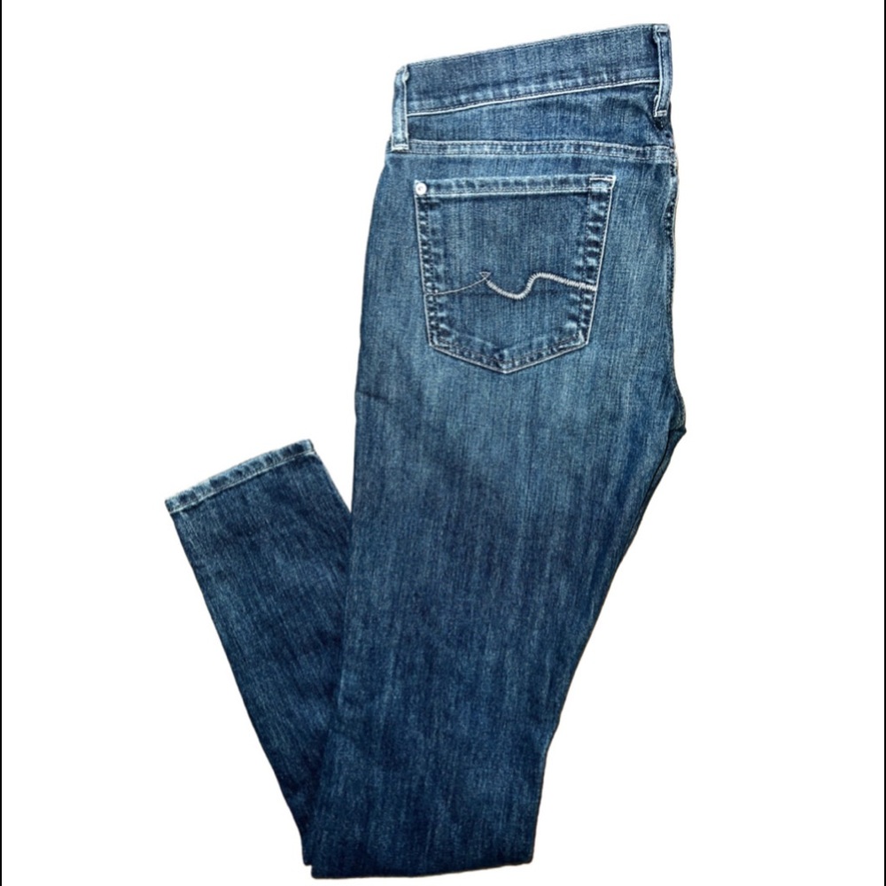 Like new - 7 for All Mankind Gwenevere Skinny Jeans